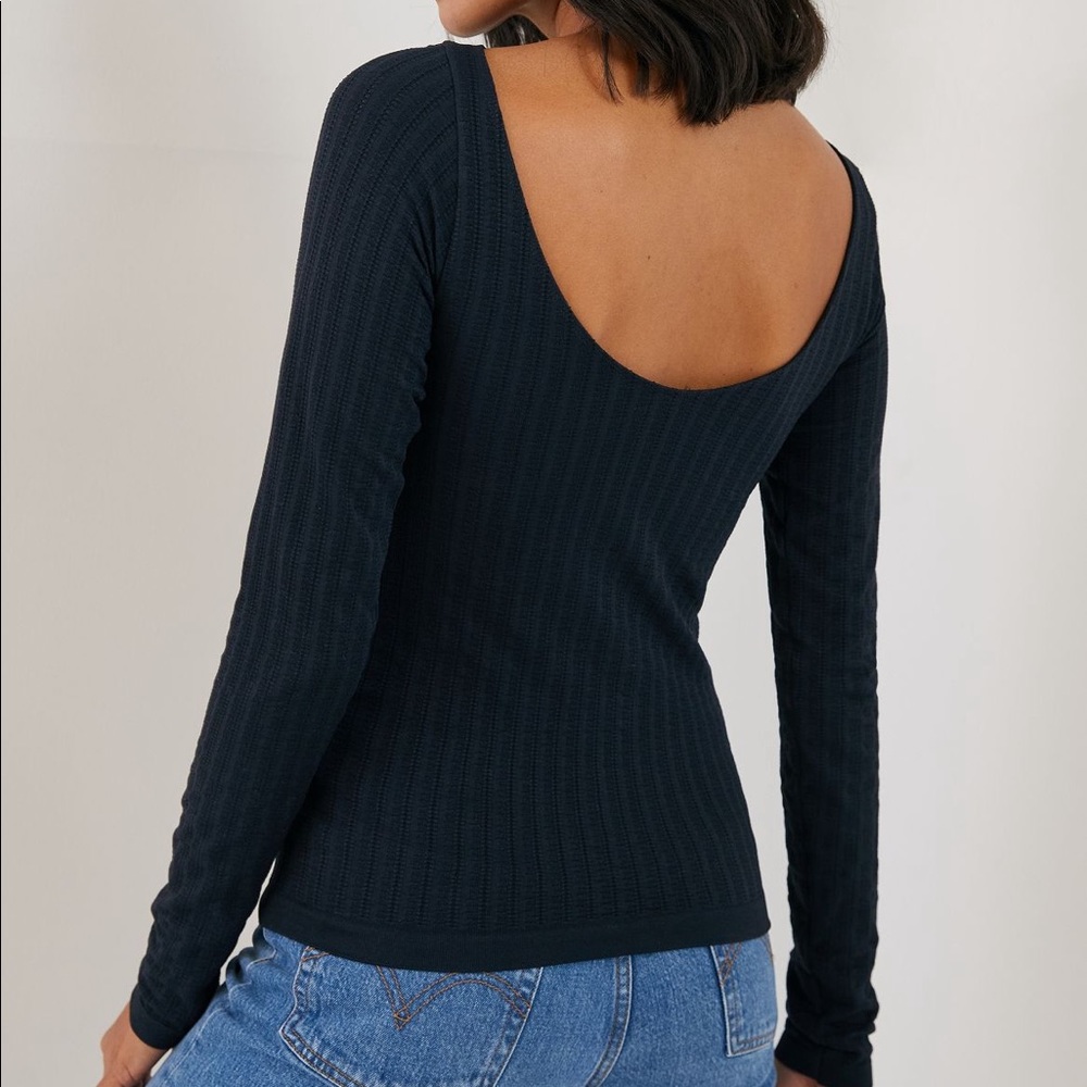 Anthropologie Aidy Seamless Scoop Back long sleeve textured top